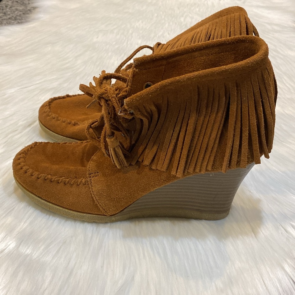 Minnetonka moccasin wedge heel shoes